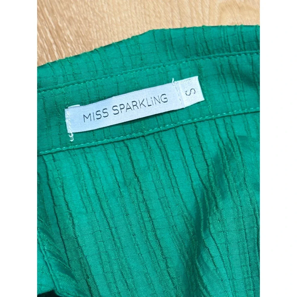 NWOT!Miss Sparkling Green 2 Piece Set Button Down‎ Shirt and Shorts Small